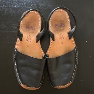 PONS leather shoes